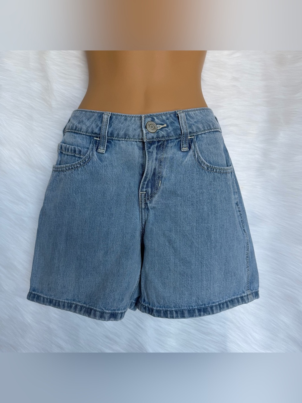 Hollister low rise baggy shorts